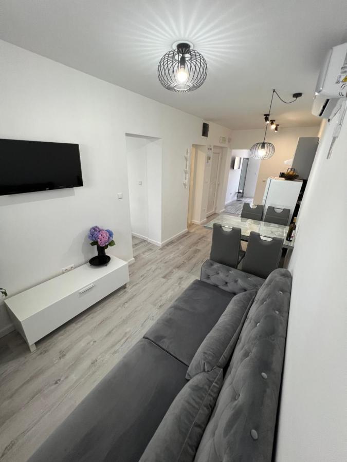 Apartmani M&L Medulin Exterior photo