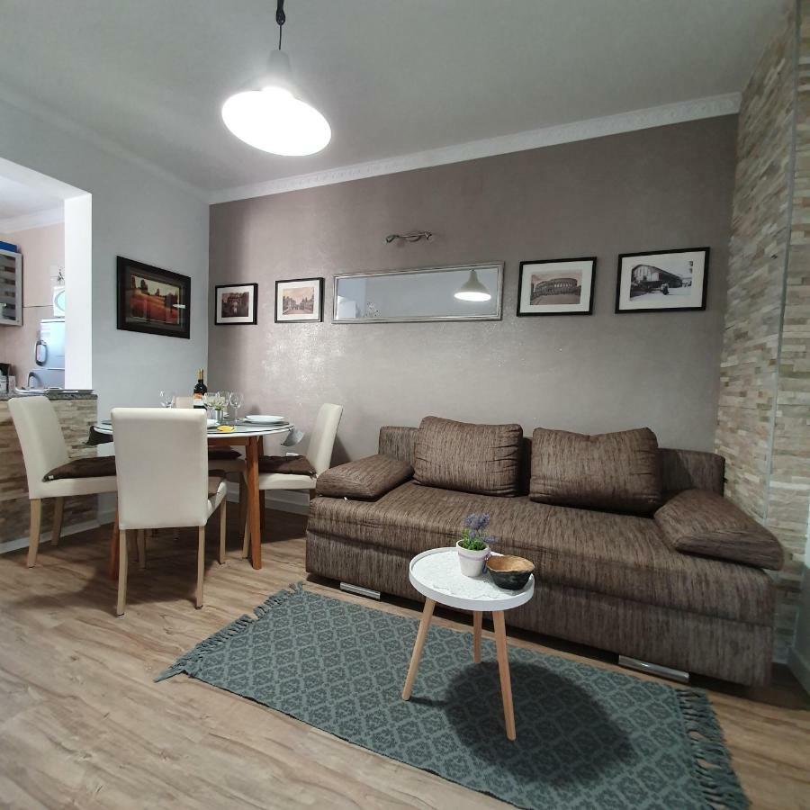 Apartmani M&L Medulin Exterior photo